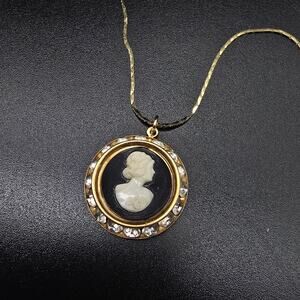 Black Cameo Pendant Necklace Vintage Costume Jewelry